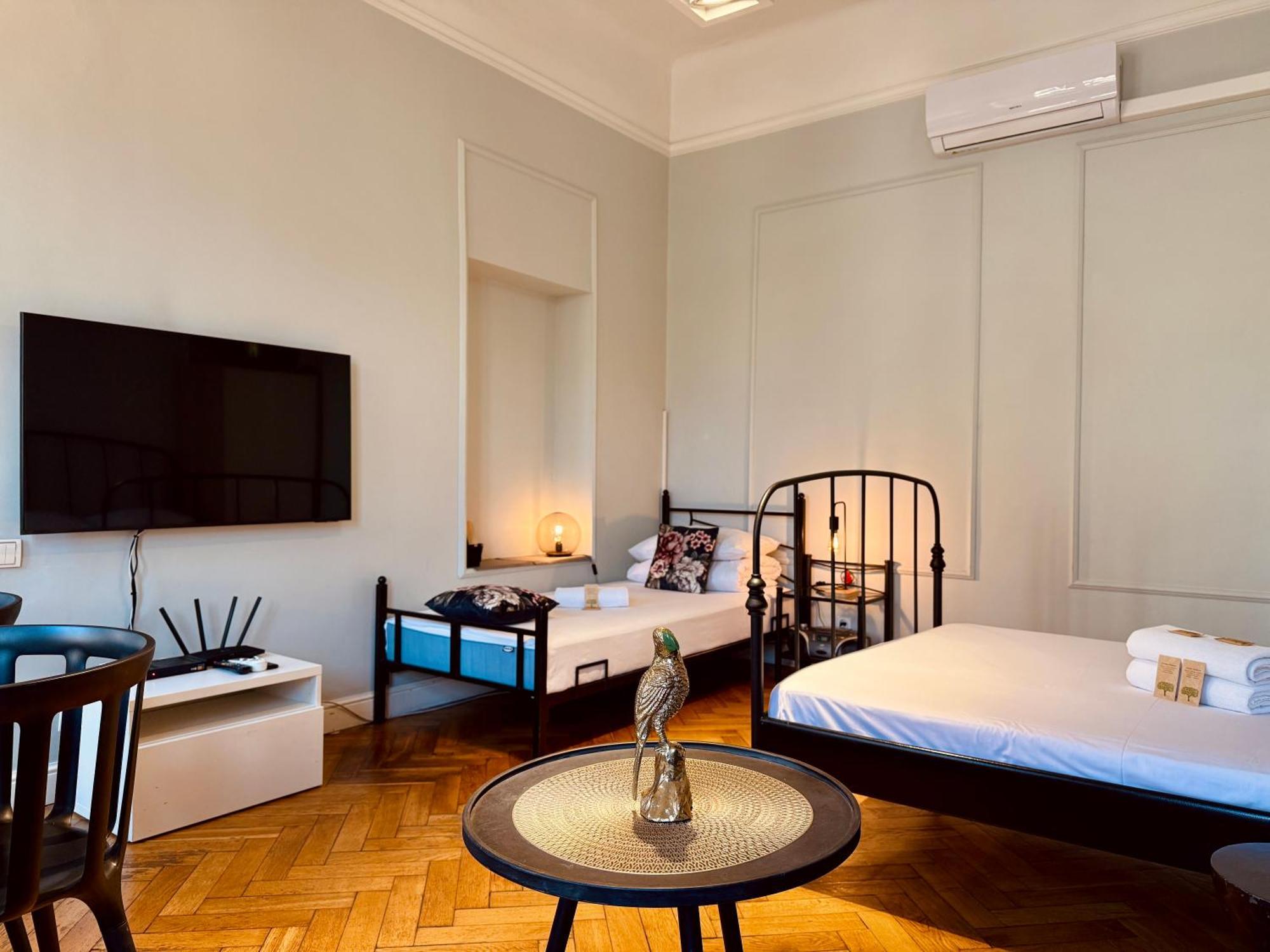 Faust Apartments In The Heart Of Kazimierz By Mint Apartment Krakow Room photo